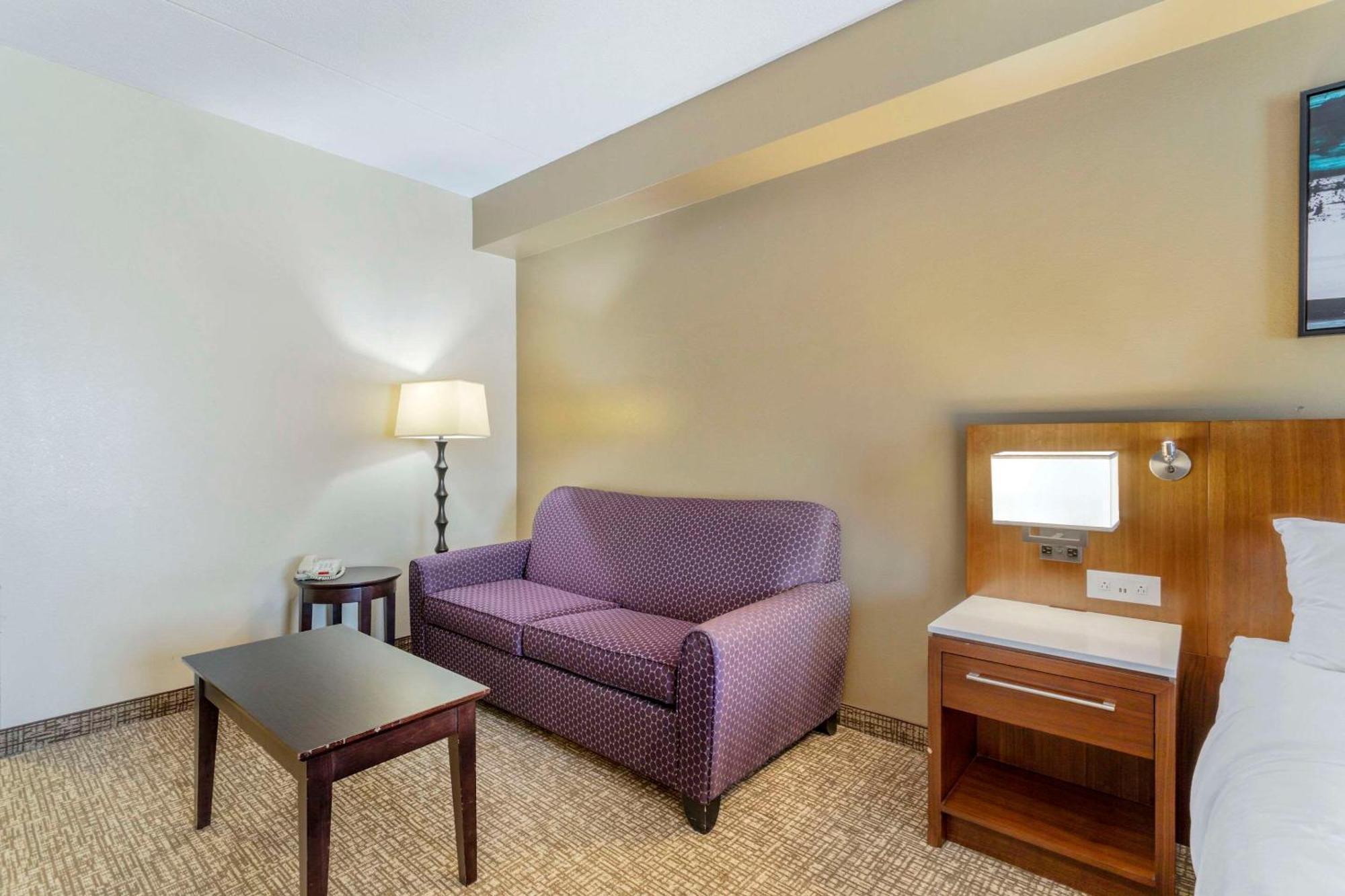 Comfort Suites East Knoxville Eksteriør billede